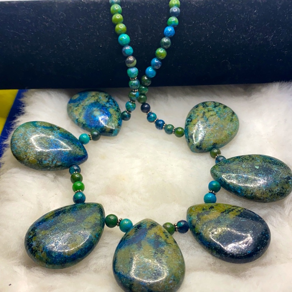 Tears Drop & Beads Turquoise Statement Necklace - image 4